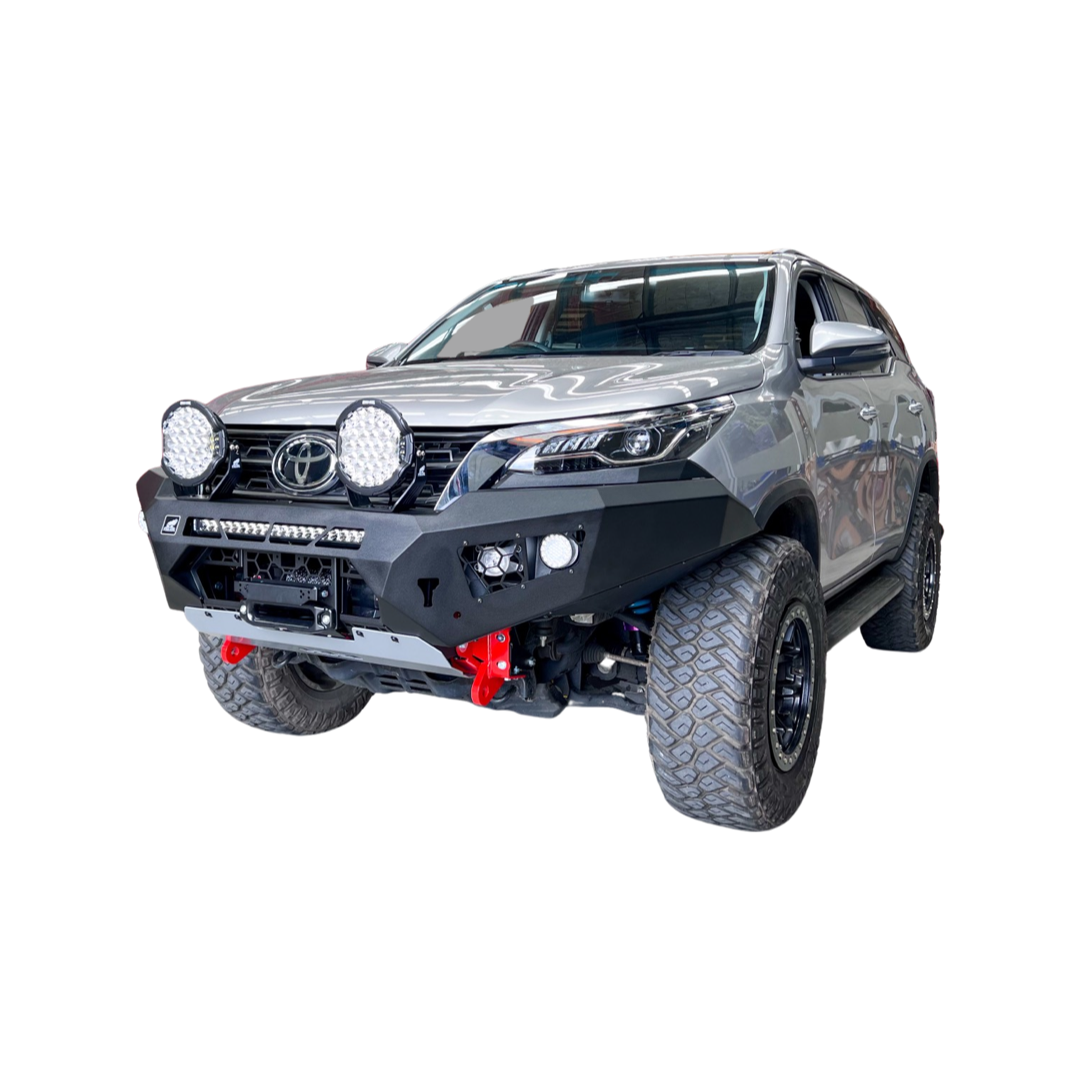 Toyota Fortuner Predator bar