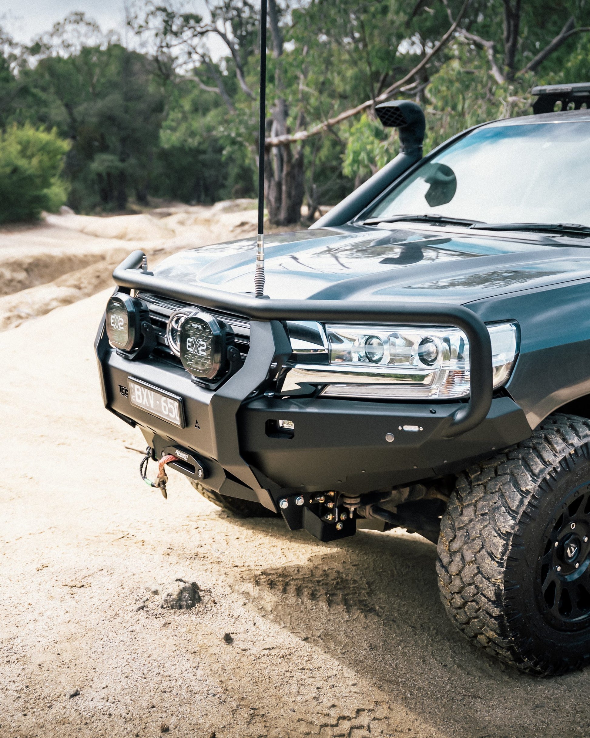 Toyota LandCruiser 200 Series Facelift Bull Bar (2016–2021) - Image 6