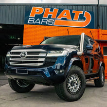 Toyota Landcruiser 300 Series Snorkel 'Mid Entry'