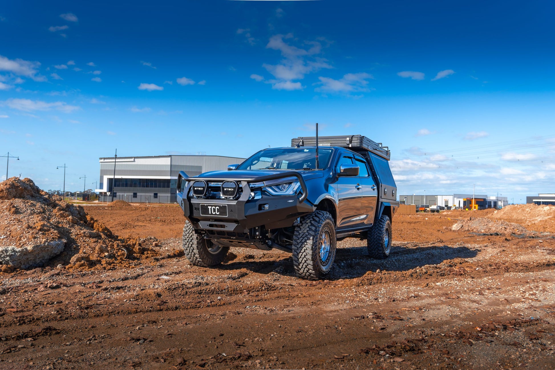 Isuzu DMAX (2021-2023) - Image 8