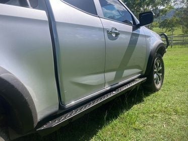 Extra-cab fitment
