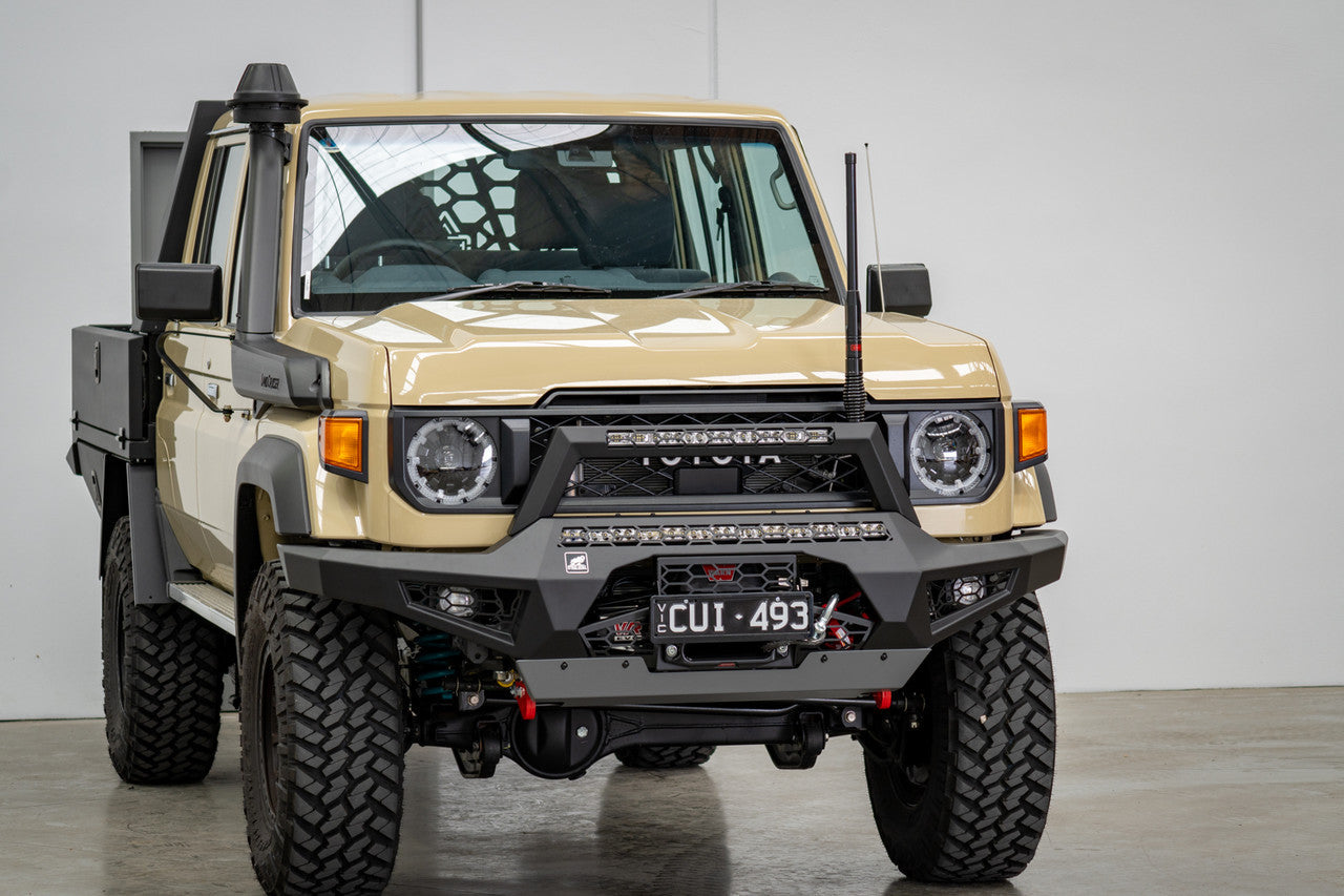 Predator bar to suit 70 series with Stealth hoop