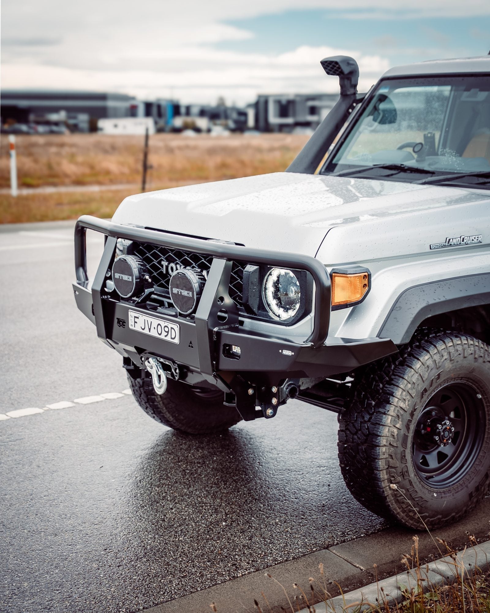 70 Series Single Cab Bull Bar - Facelift (2024 - Present) - Image 9
