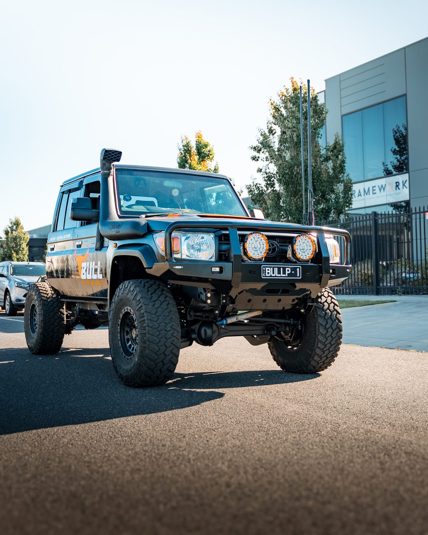 70 Series Bull Bar - Pre-Facelift (2007-2024) - Image 9