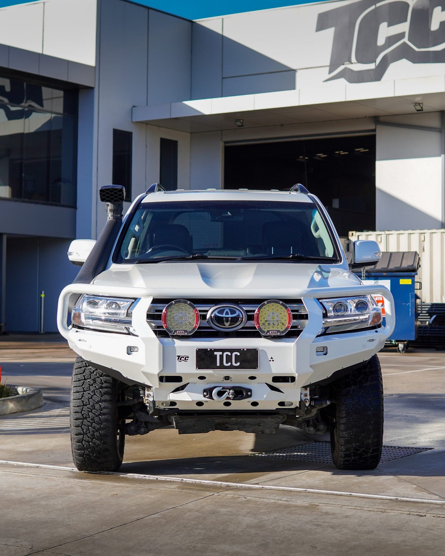 TOYOTA 200 Series bull bar