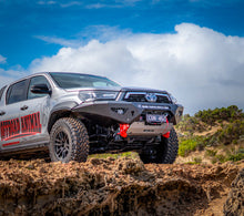 Hilux Wide Body Rogue Predator bar with optional 22" LED light bar