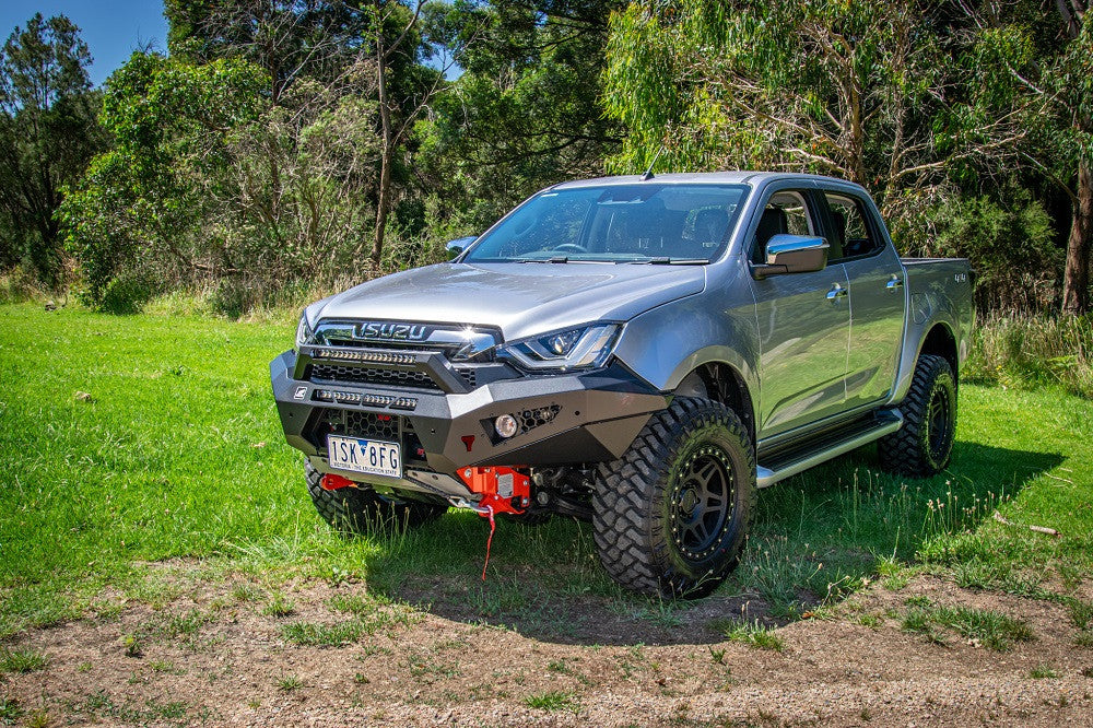 2021 Dmax Predator bar fitted with optional stealth hoop and twin light bars