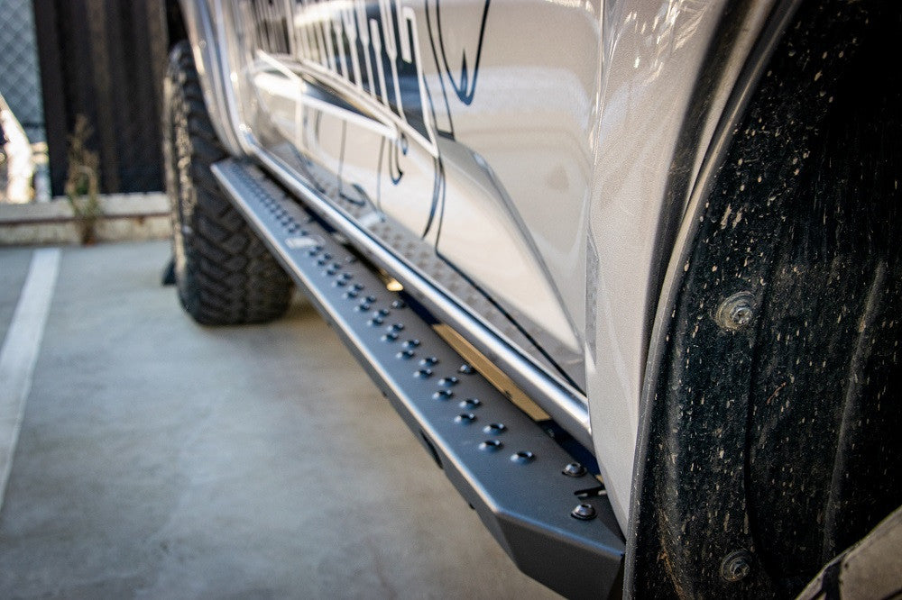 Dmax Rock sliders by Offroad Animal