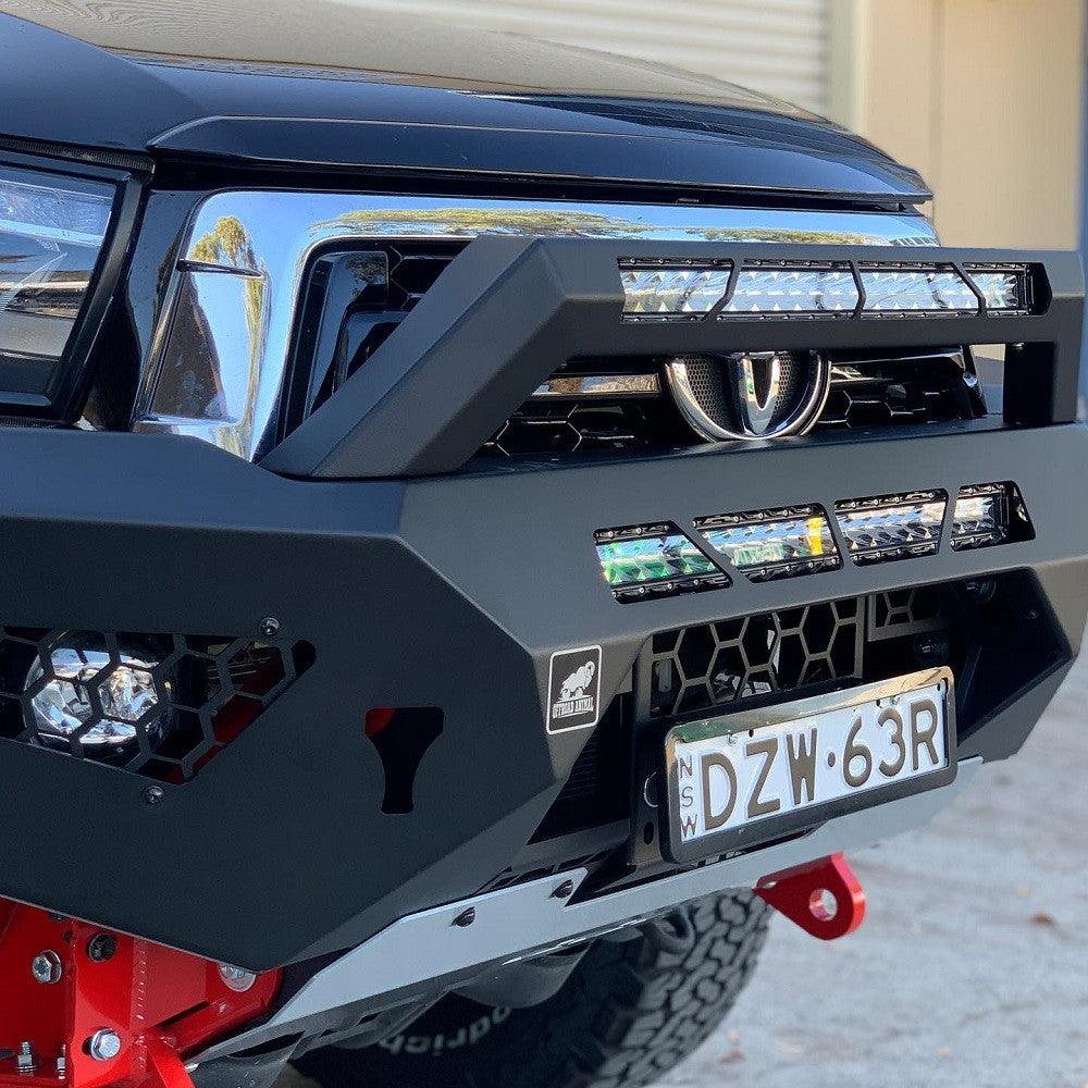 Hilux Predator bar with optional bolt on stealth hoop and lights