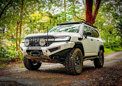 Predator Bull bar, To suit Toyota Land Cruiser 300 Series, 2021 on
