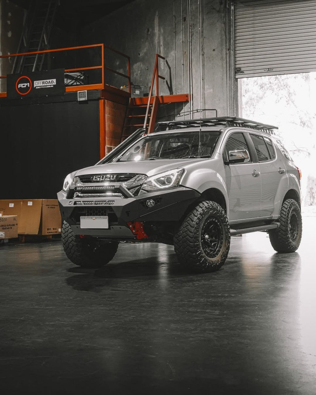Predator Bull bar, Isuzu MUX-G2  2017-2020
