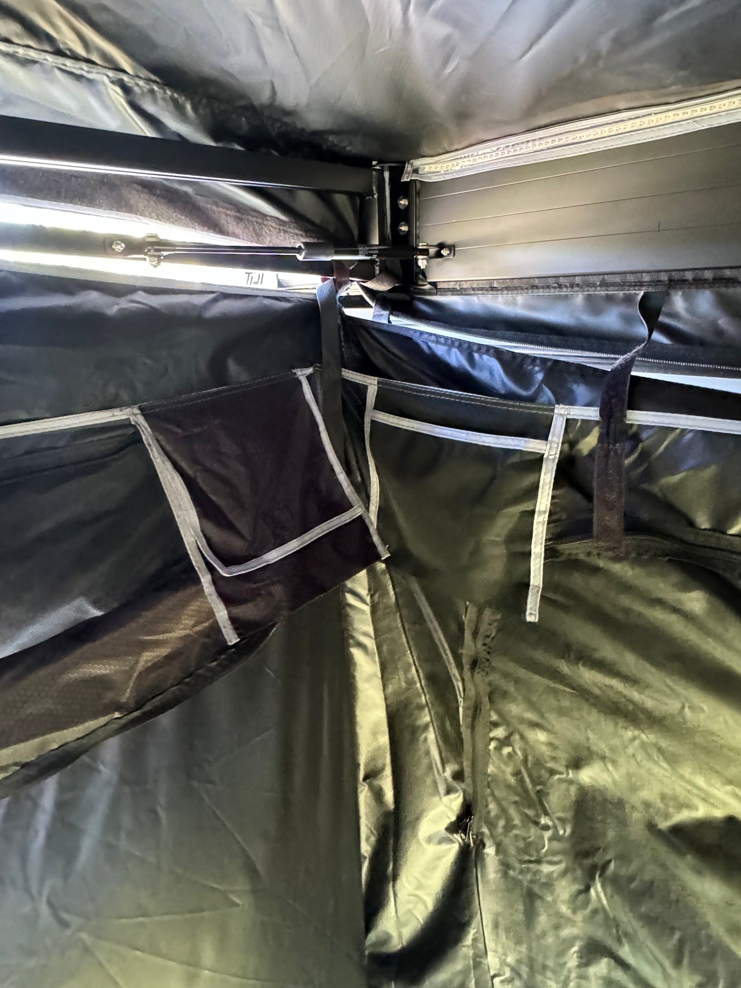 Outback Tourer Double Shower Awning