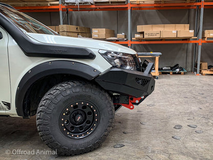 Offroad Animal Predator bar Nissan Navara NP300 with stealth hoop and 2 lights