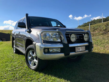 Toyota LandCruiser 200 Series Snorkel 'Mid Entry'