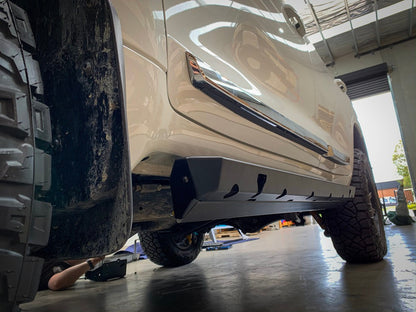 Offroad Animal rock sliders for LC200
