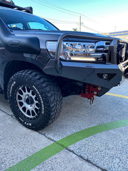 Colour coded Offroad Animal Toro Bull bar LC200