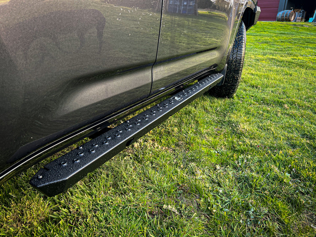 LC300 rock sliders