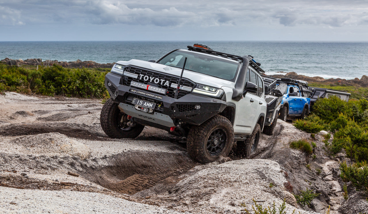 Predator Bull bar, To suit Toyota Land Cruiser 300 Series, 2021 on
