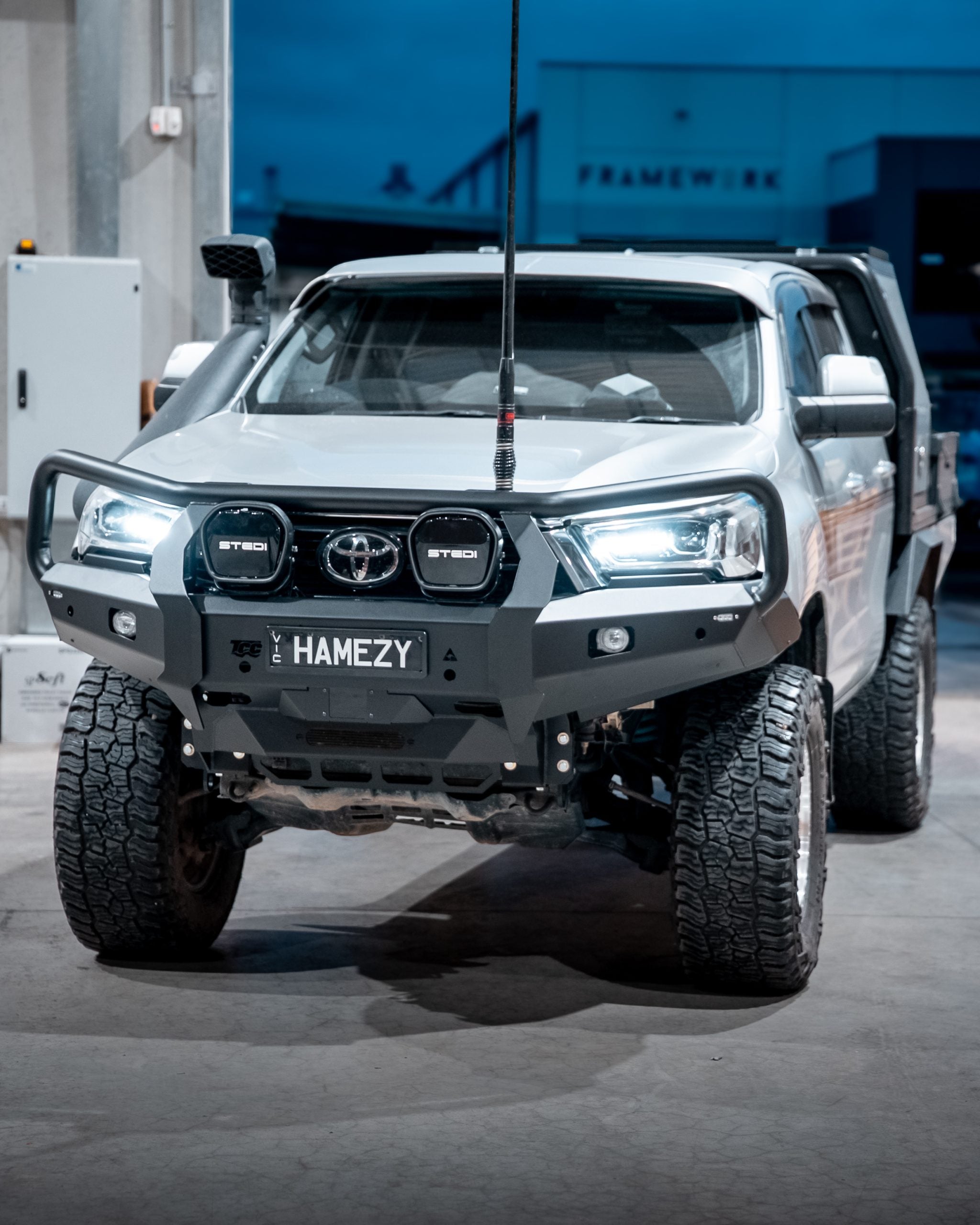 Toyota N80 Hilux Bull Bar