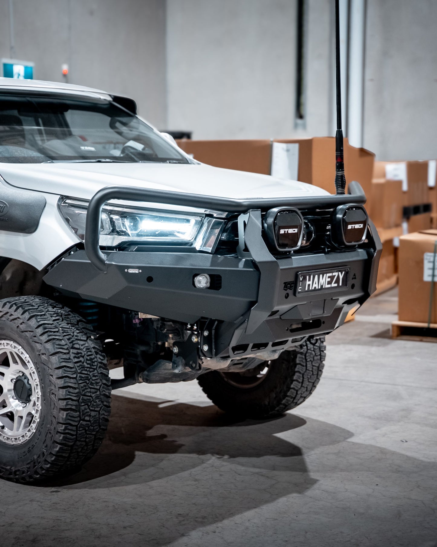 Toyota N80 Hilux Bull Bar - Image 10