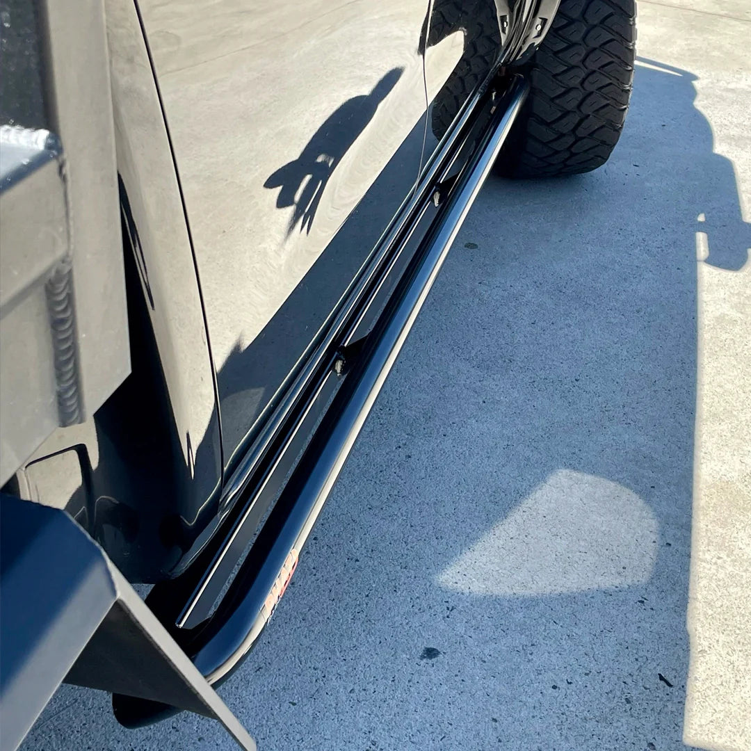 Nissan Navara NP300 Rock Sliders / Side Steps - Powdercoated