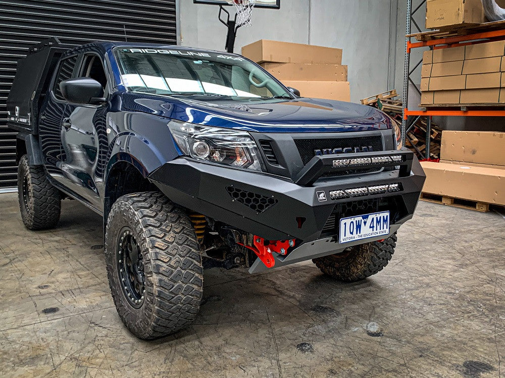 Offroad Animal Predator bar Nissan Navara NP300 with stealth hoop and 2 lights