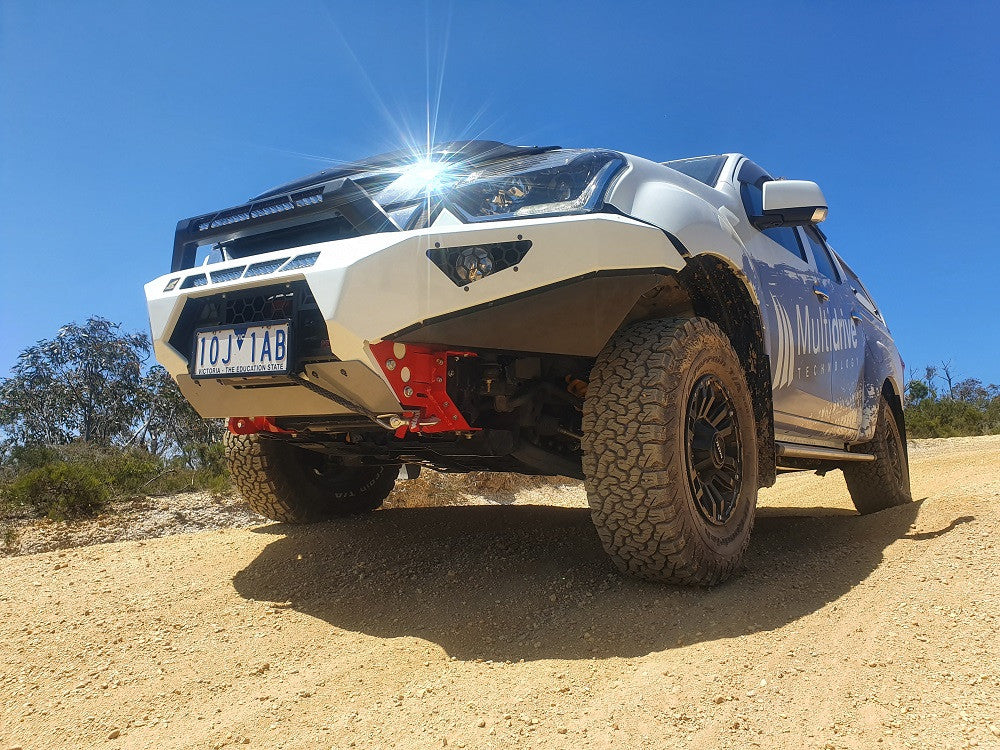 Dmax Predator bar colour coded  with stealth hoop