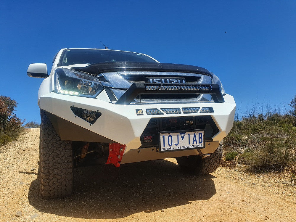 Dmax Predator bar colour coded  with stealth hoop