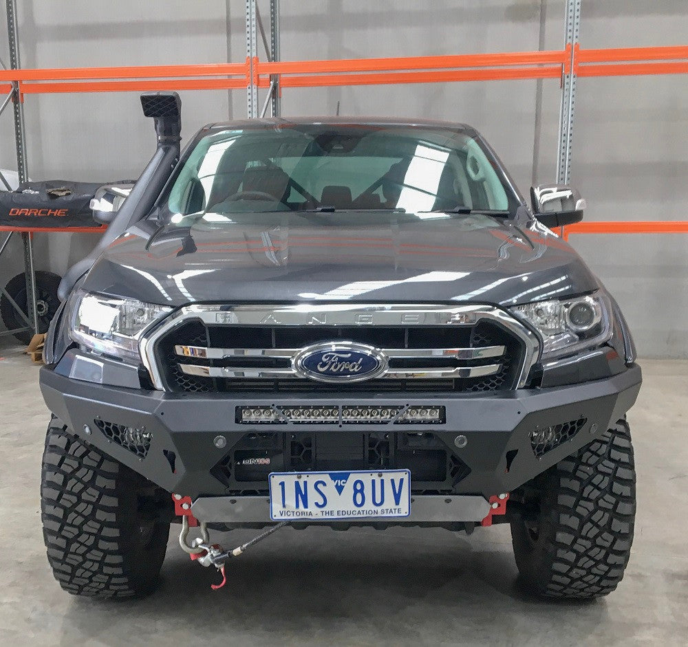 Predator bar on Ford Everest