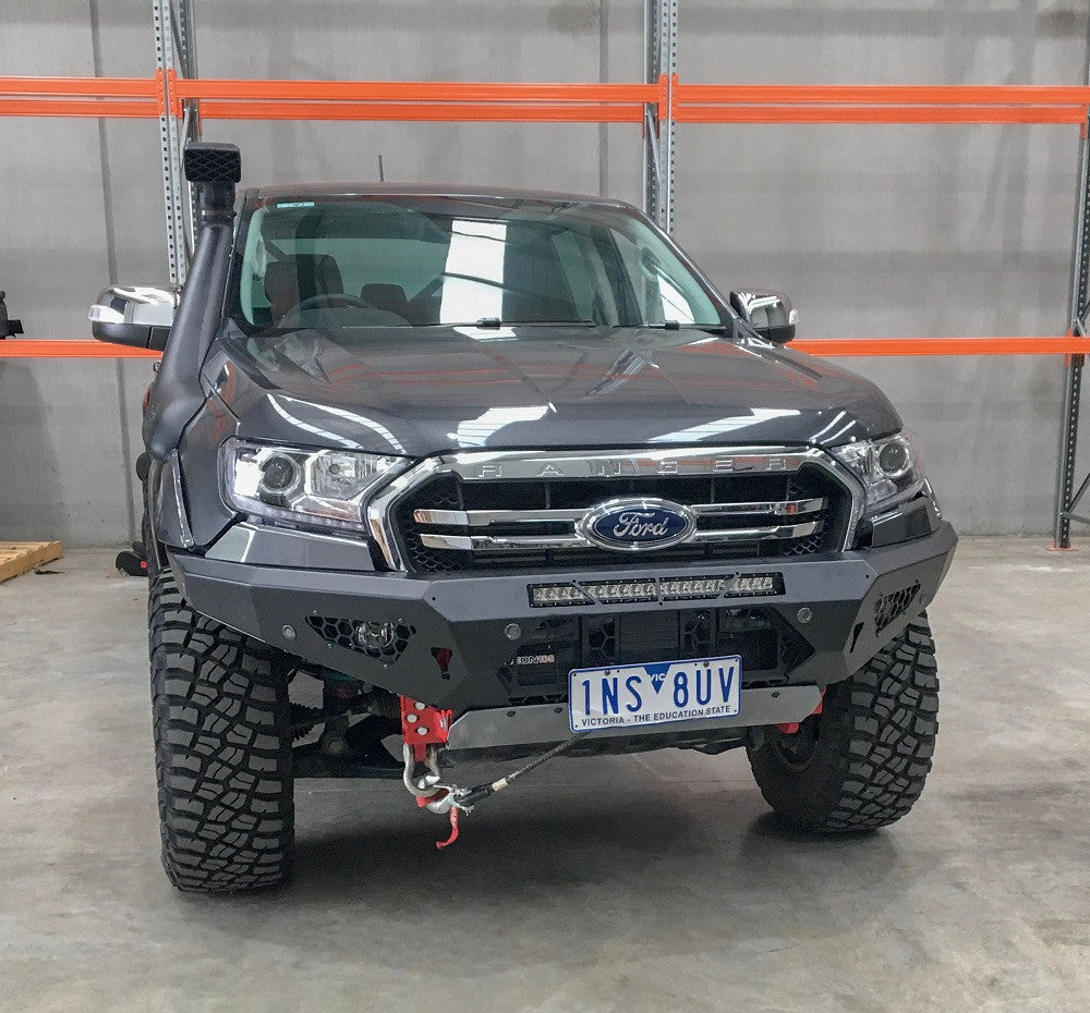 Predator bar on Ford Everest
