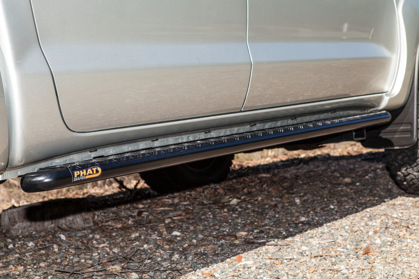 Toyota Hilux N70 FLAT Rock Sliders / Side Steps - P/C Ally Checkerplate Tread