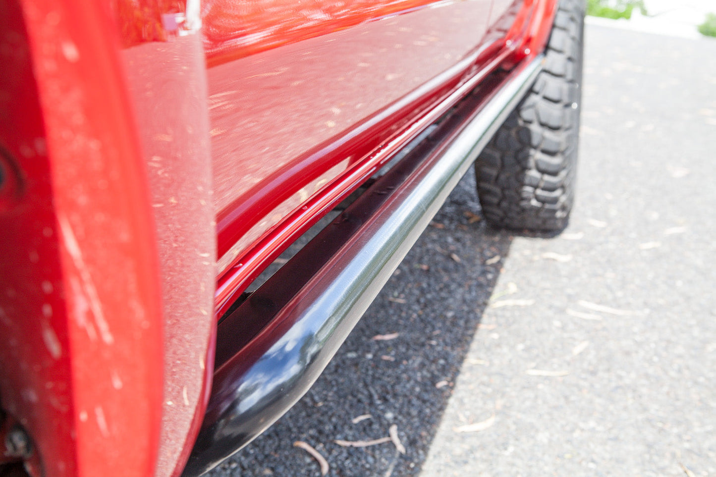 Toyota Hilux N70 ANGLED Rock Sliders / Side Steps - Powdercoated