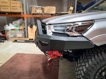 Toyota Hilux Predator bar MY21 with stealth hoop