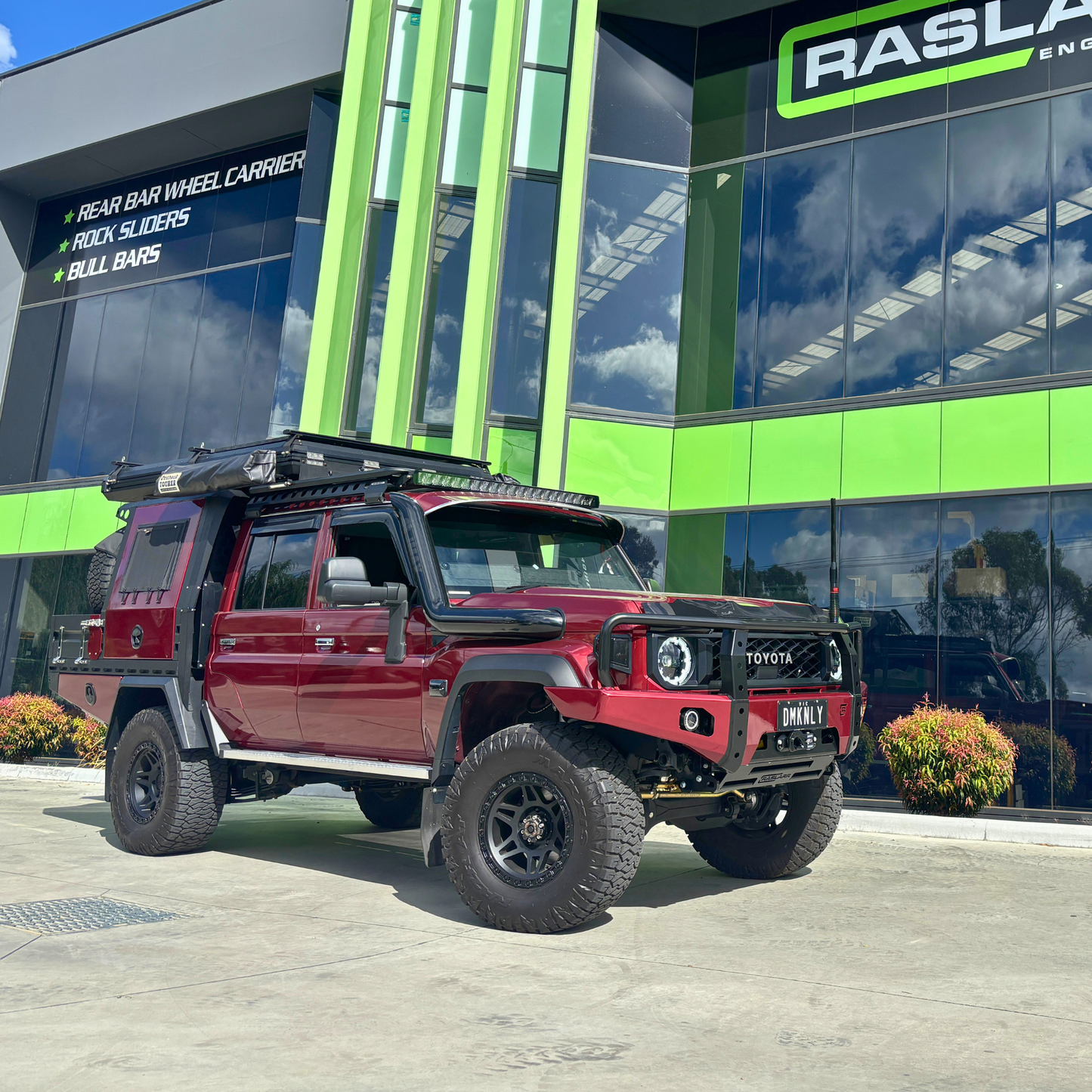 76 Series, 78 Series, 79 Series Toyota Landcruiser Dallas Bull Bar