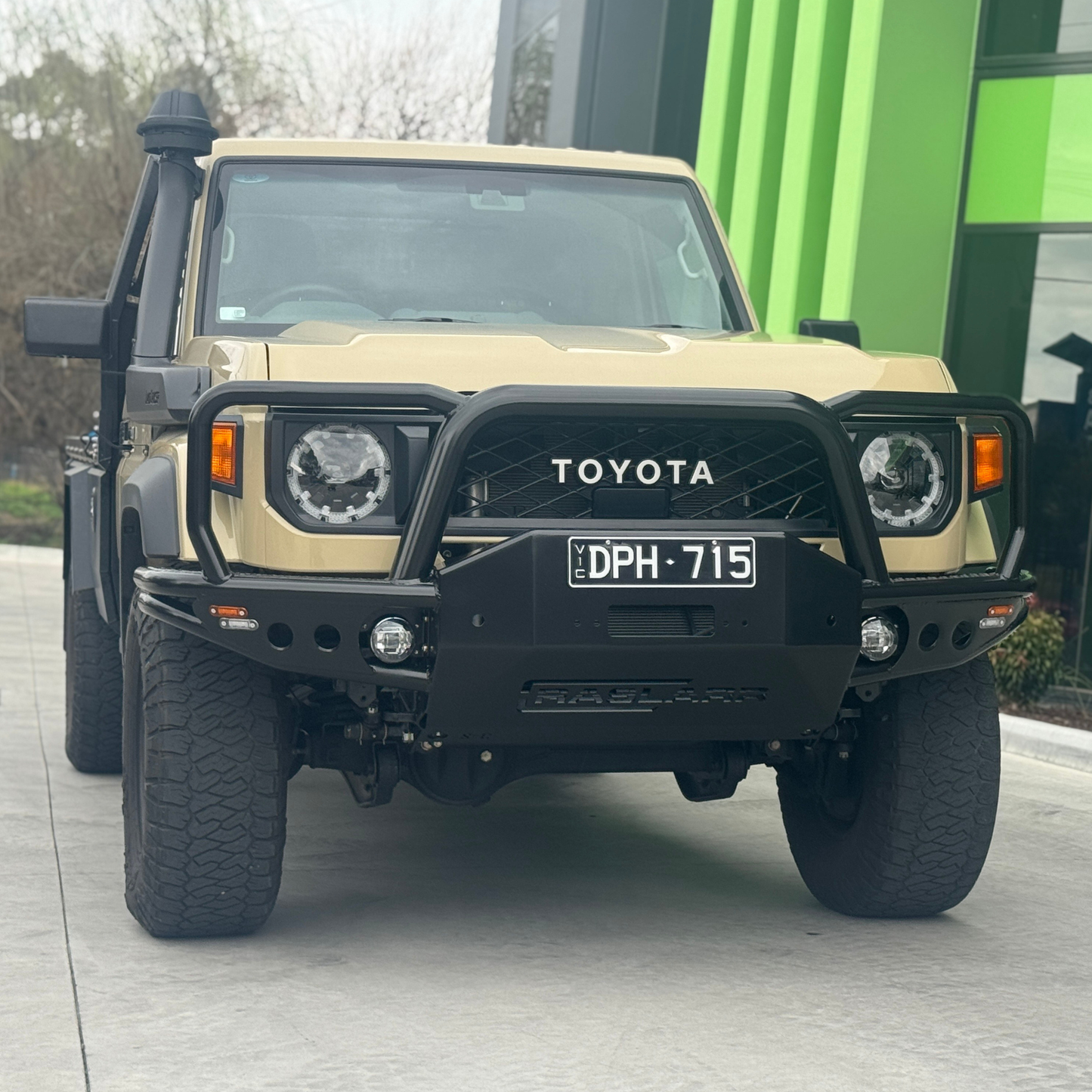70 Series Facelift Toyota Landcruiser Azza Bull Bar [76, 78, 79 Series Facelift]
