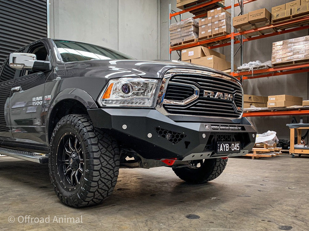 Ram predator bar with optional integrated light bar