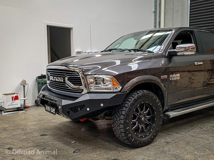 Ram predator bar with optional integrated light bar