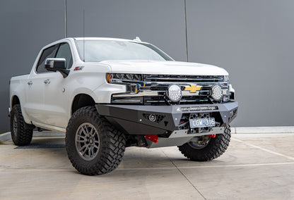 Predator bar on Chevy Silverado with optional lights