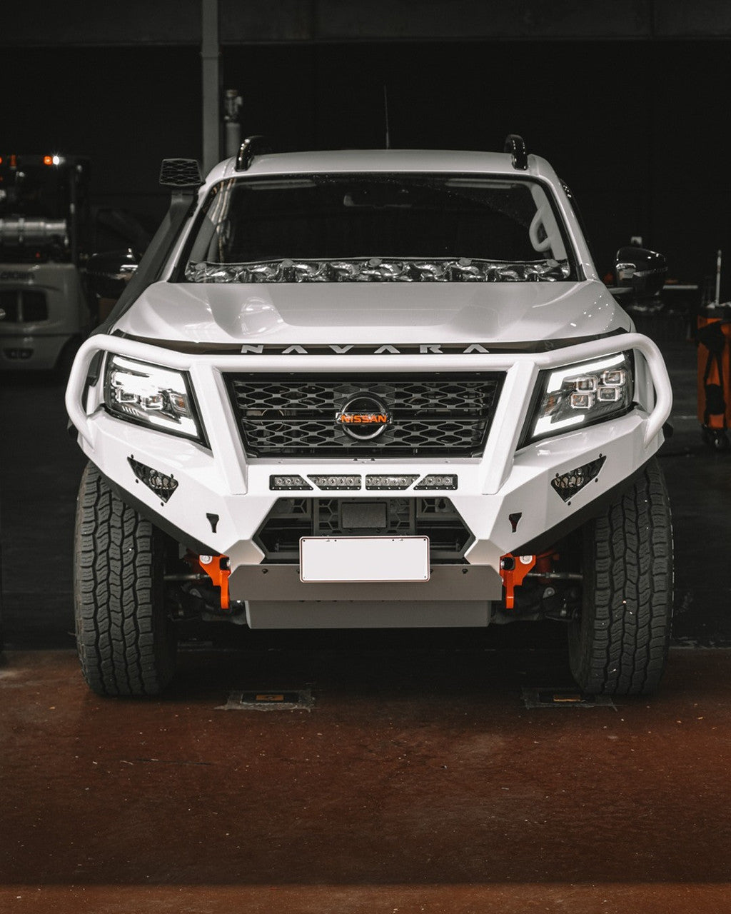 Nissan Navara Toro bar