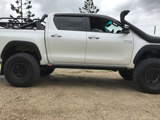 Toyota Hilux N80 ANGLED Rock Sliders / Side Steps - Powdercoated