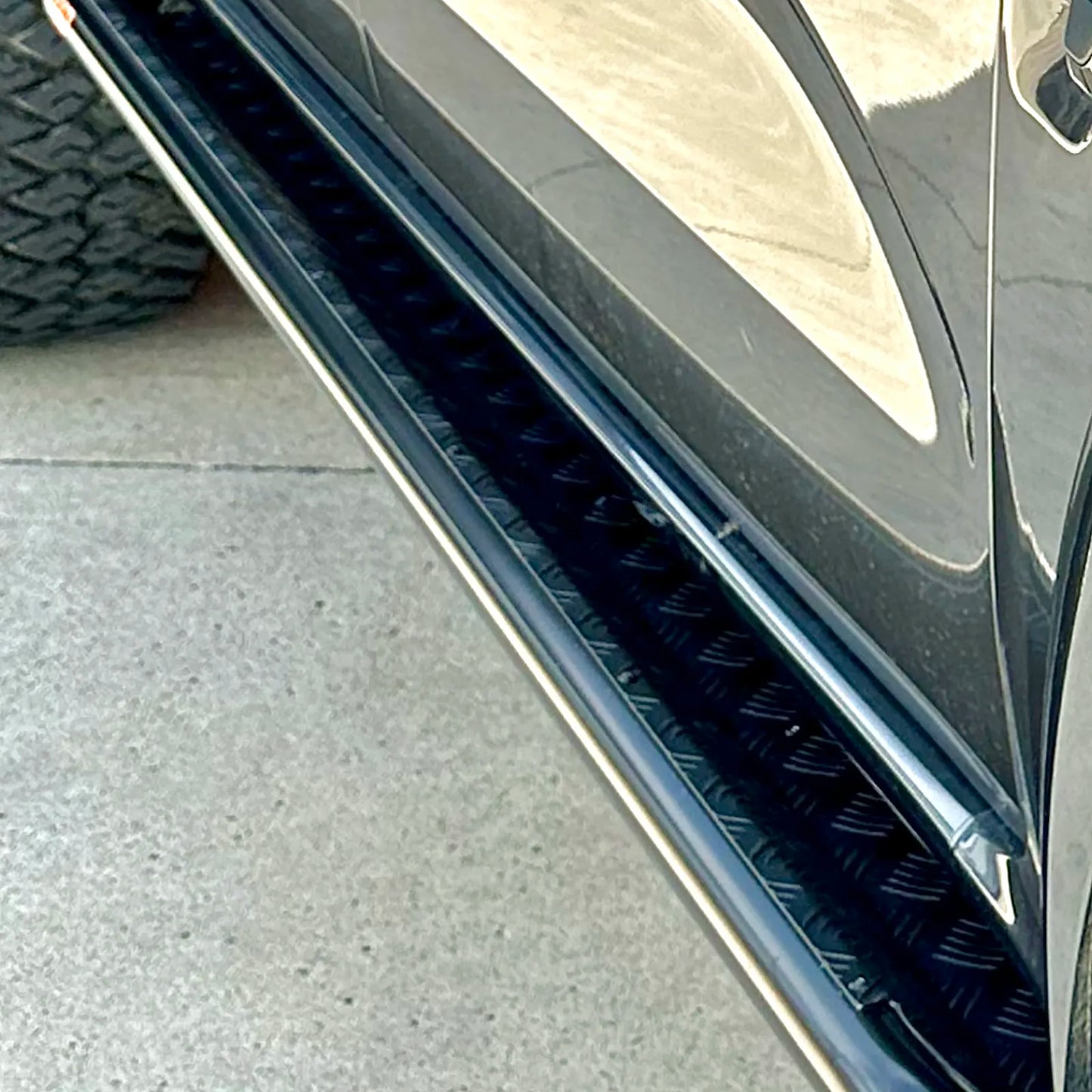 Toyota Hilux N80 FLAT Rock Sliders / Side Steps - P/C Ally Checkerplate Tread