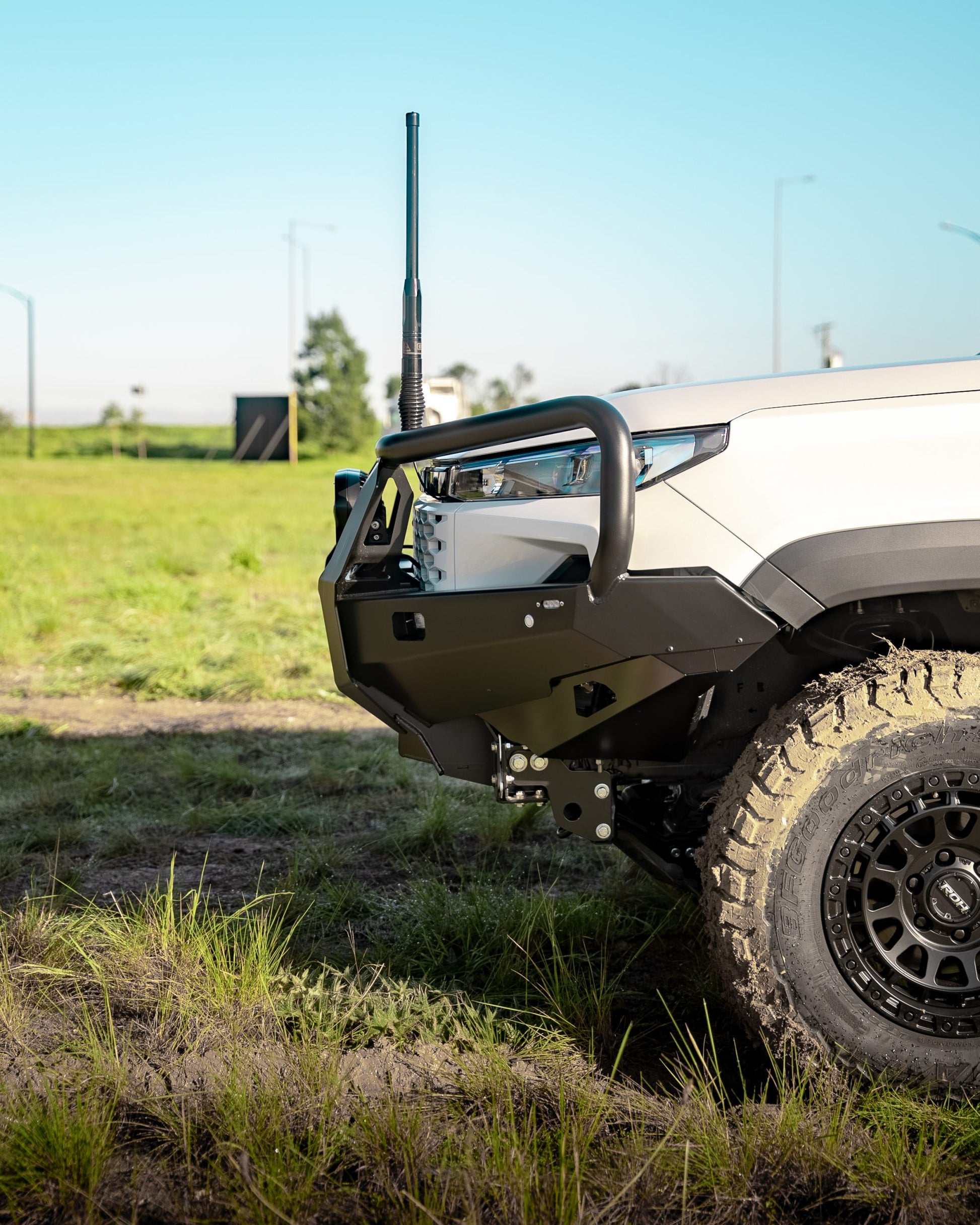 Toyota N90 Hilux Bull Bar (2025+) - Image 9