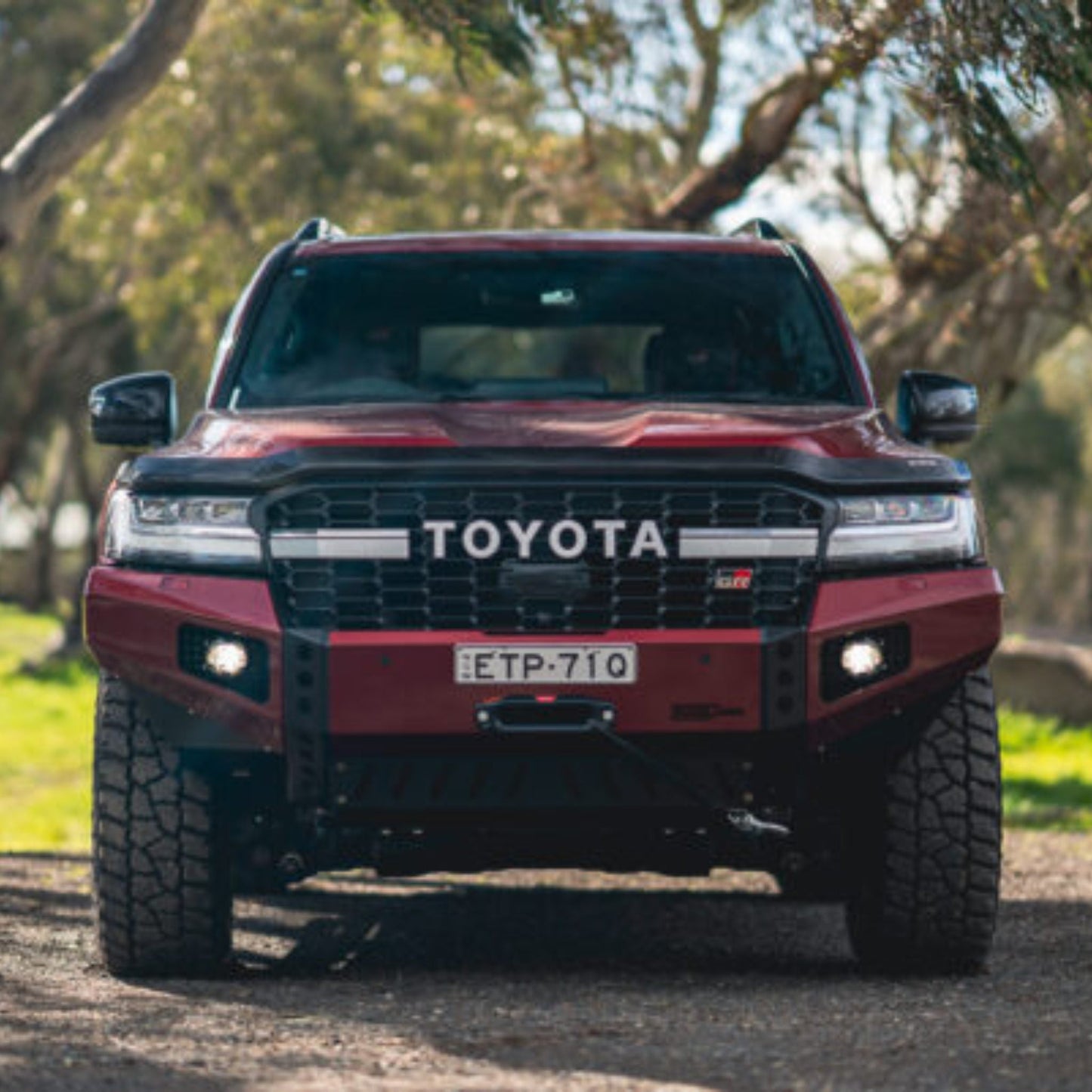 300 Series Toyota Landcruiser NO HOOP Bull Bar