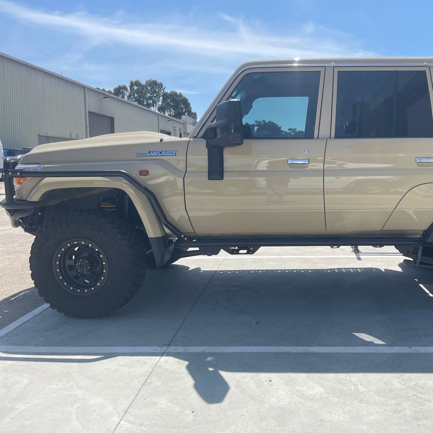 79 Series Dual Cab Toyota Landcruiser Revolution Rock Sliders & Rails
