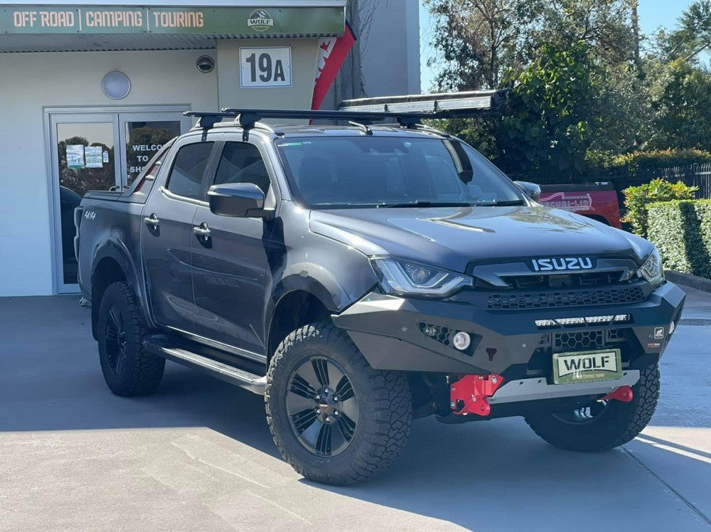MY 21 Dmax Predator bar with one light