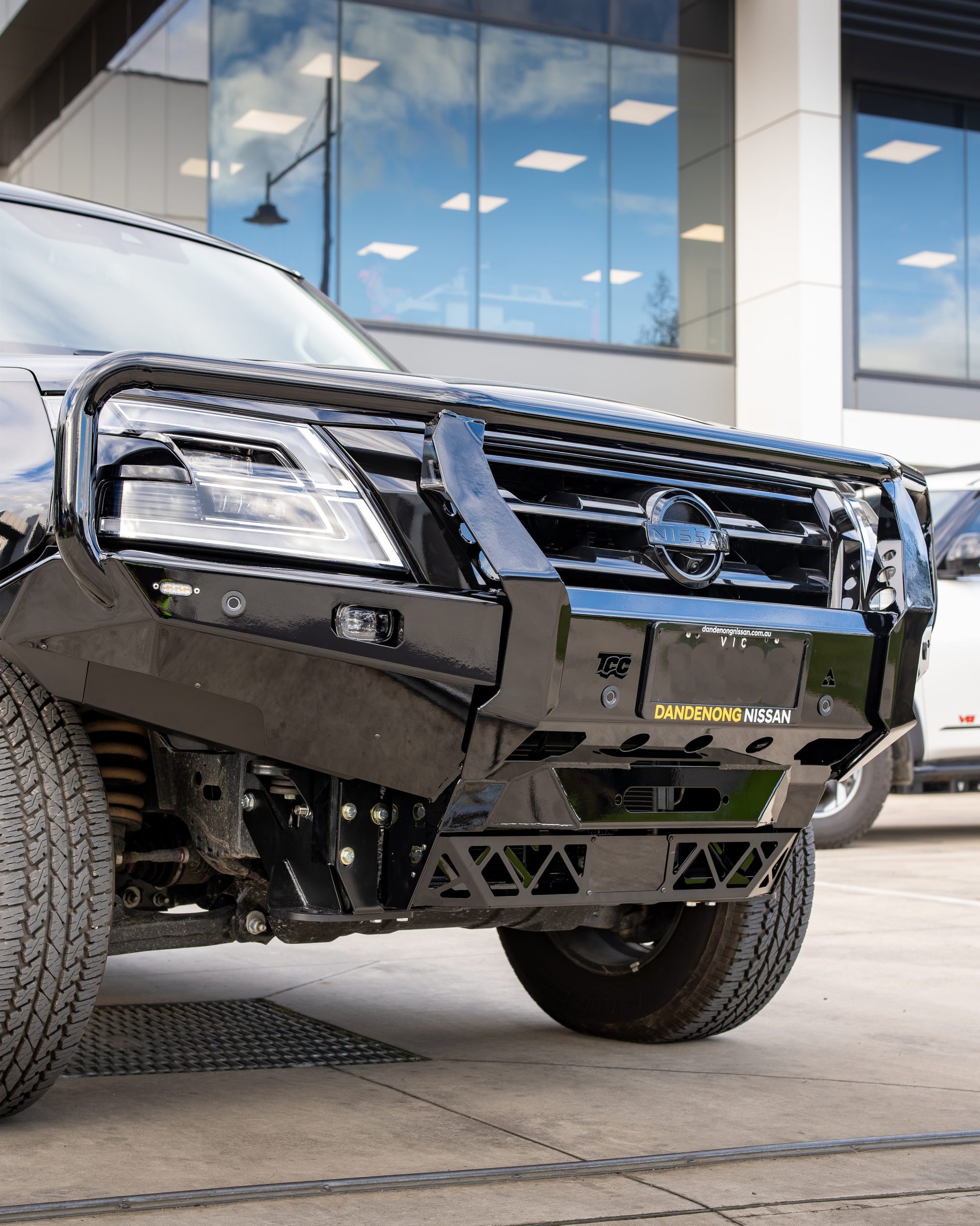 Nissan Y62 Patrol S5 Bull Bar - Image 4