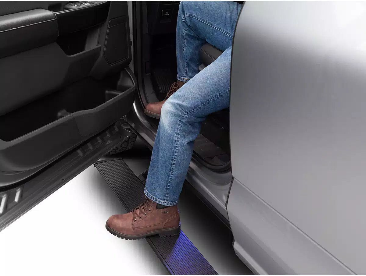 RealTruck AMP Research PowerStep to suit 2023+ Chev 2500