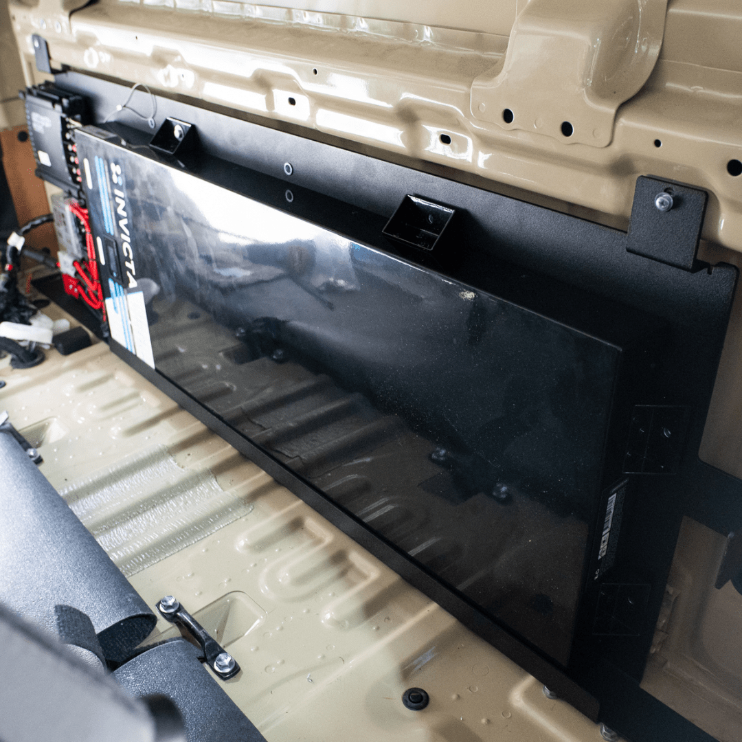 Dual Battery – 79 Series LandCruiser – 200Ah Behind Seat