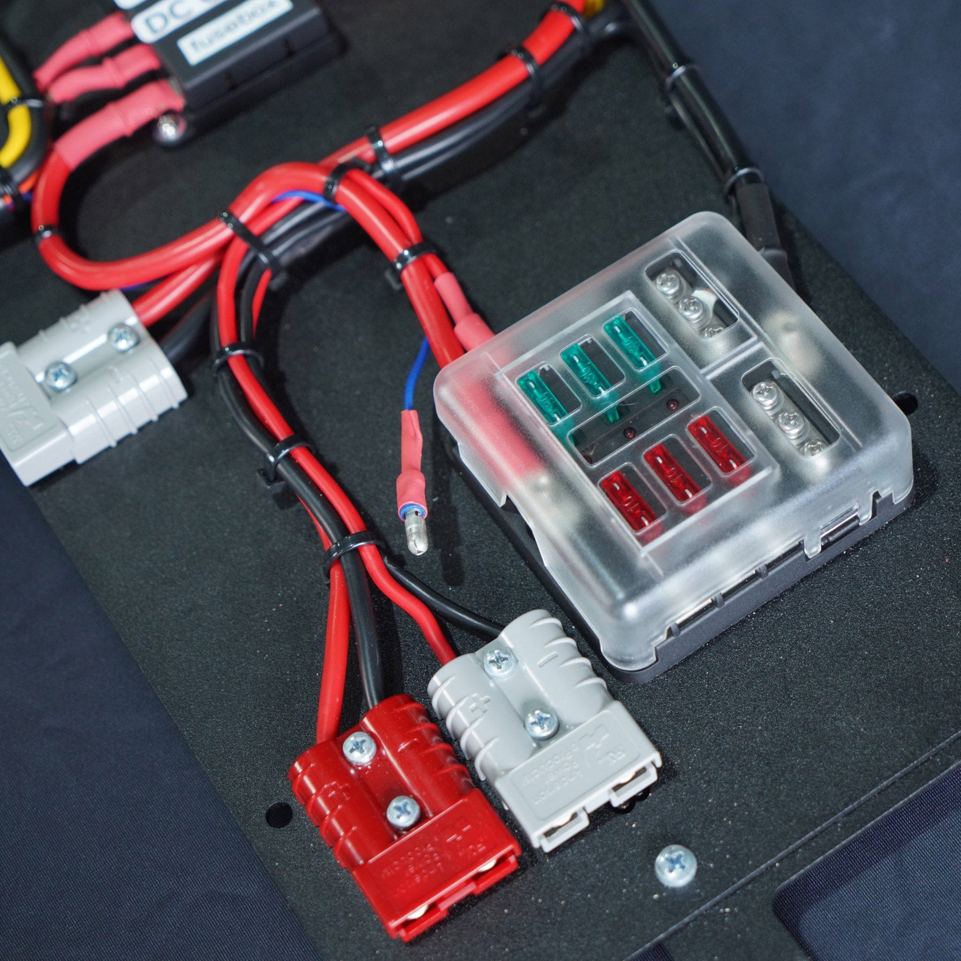 Dual Battery - Prado LC250 Series - Under Floor - With Jumpstart Feature