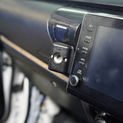 UHF Communications Bundle - N80 Hilux
